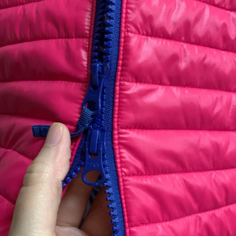 Vineyard Vines Bright Pink Quilted Sleeveless Vest Women’s Size Small Nylon - Picture 7 of 8